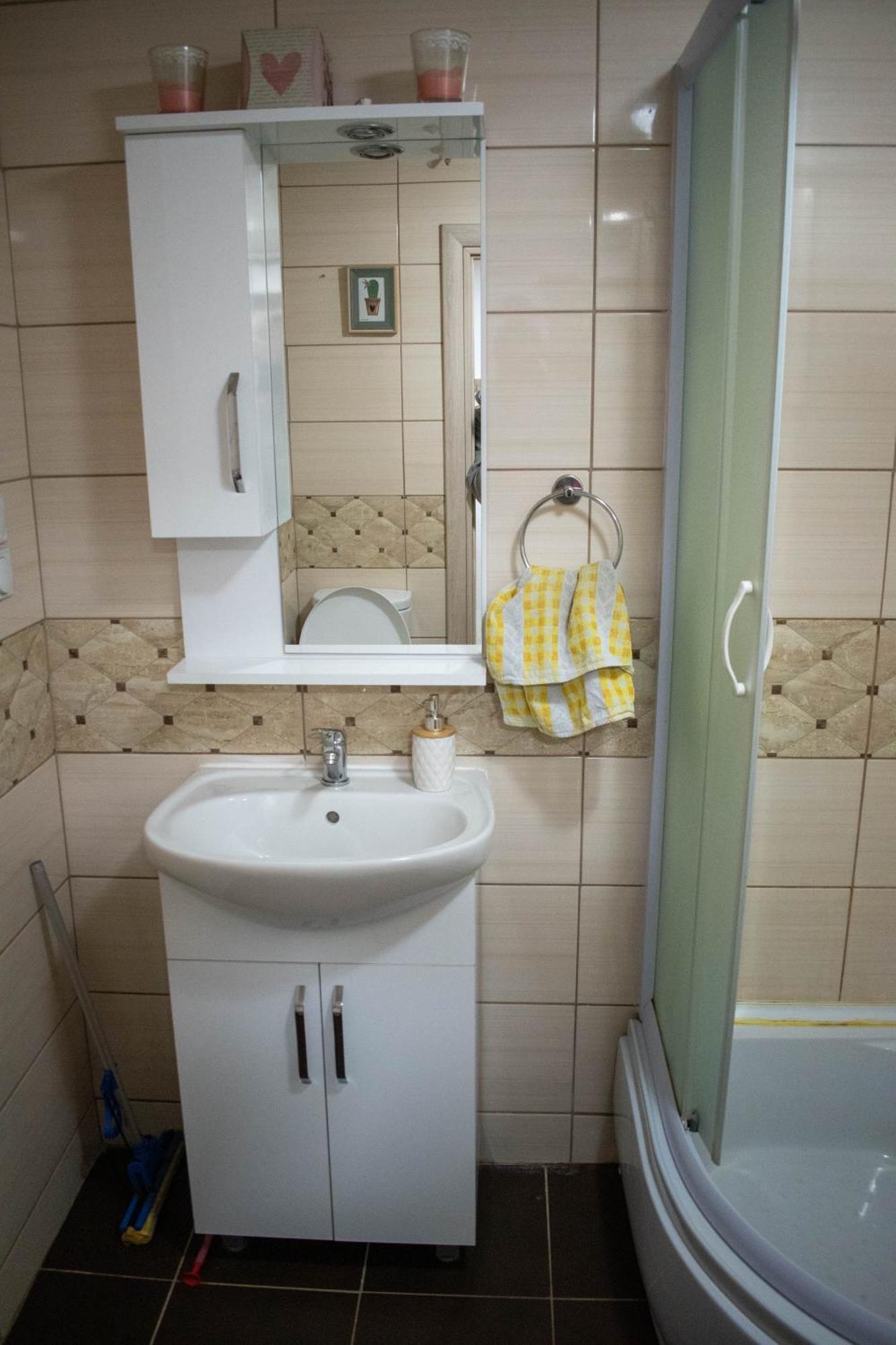 B&M Apartment บิโตลา ภายนอก รูปภาพ