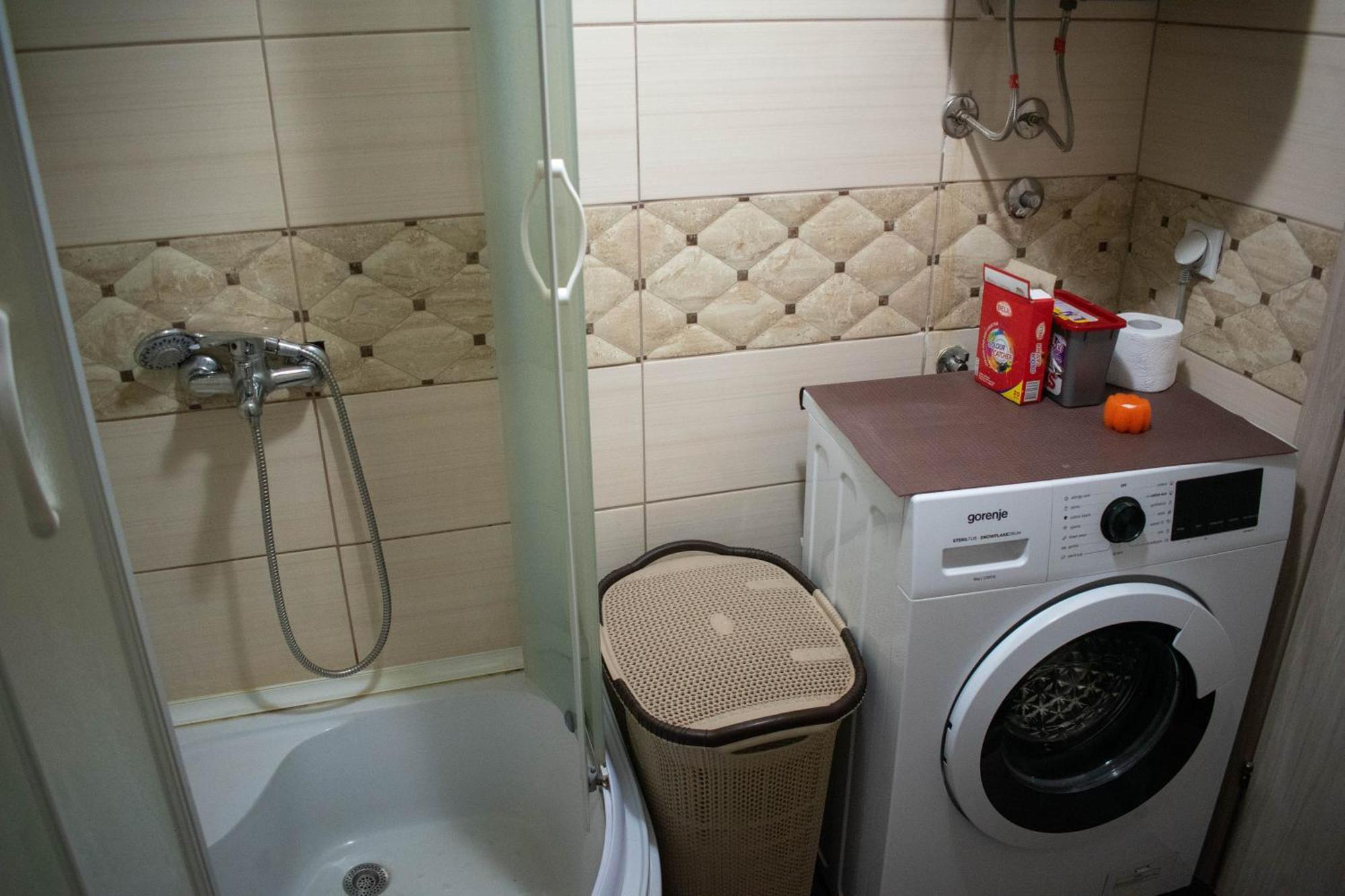 B&M Apartment บิโตลา ภายนอก รูปภาพ